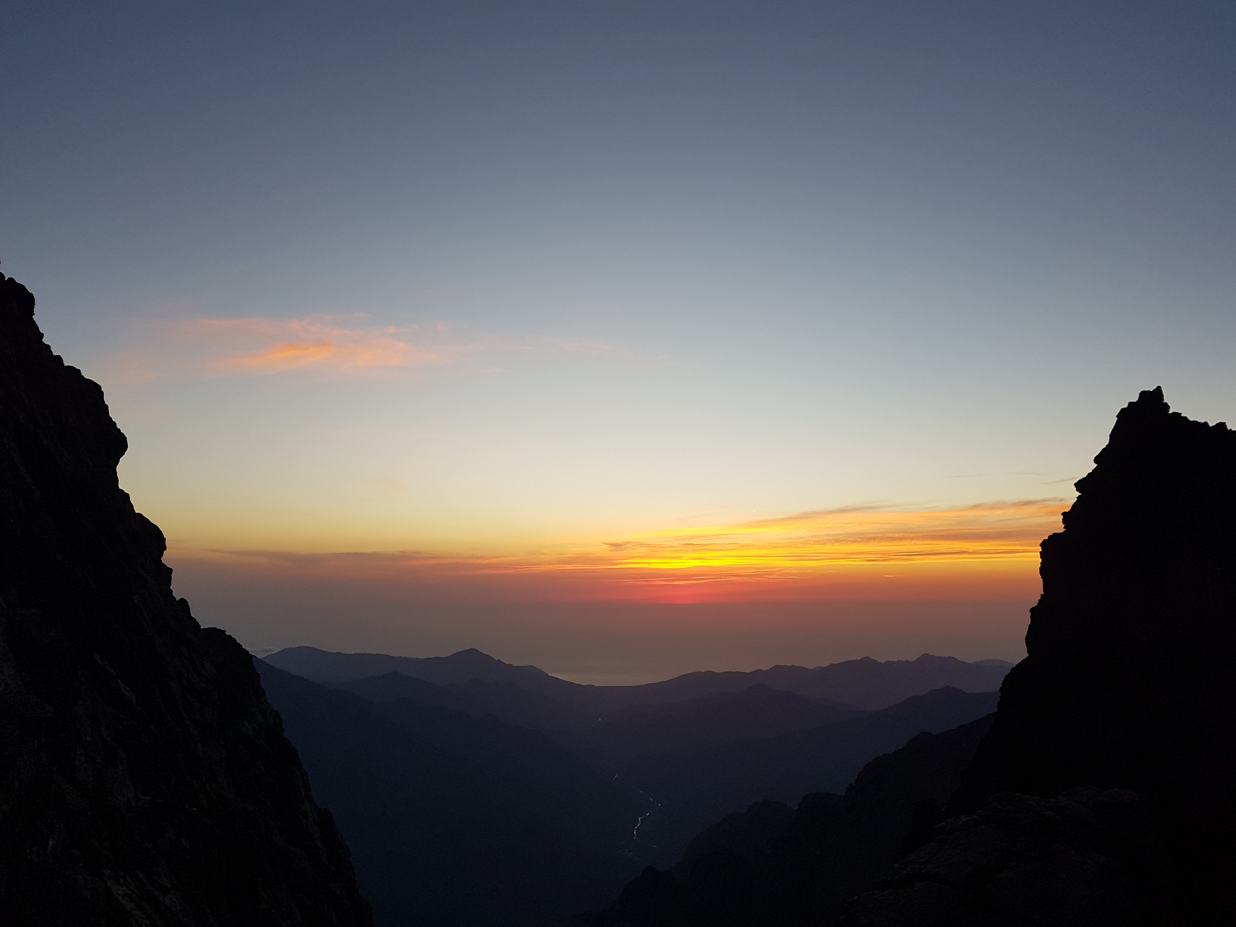 Solnedgang i fjellet