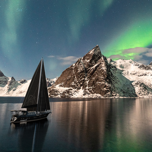 Northern lights and ocean