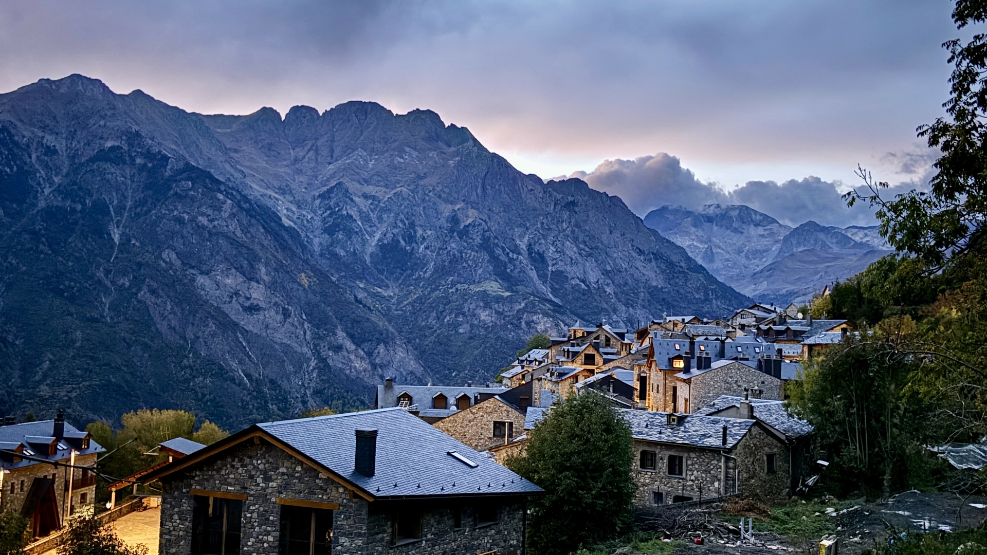 Pyreneene-2025@MikeHolley (1)