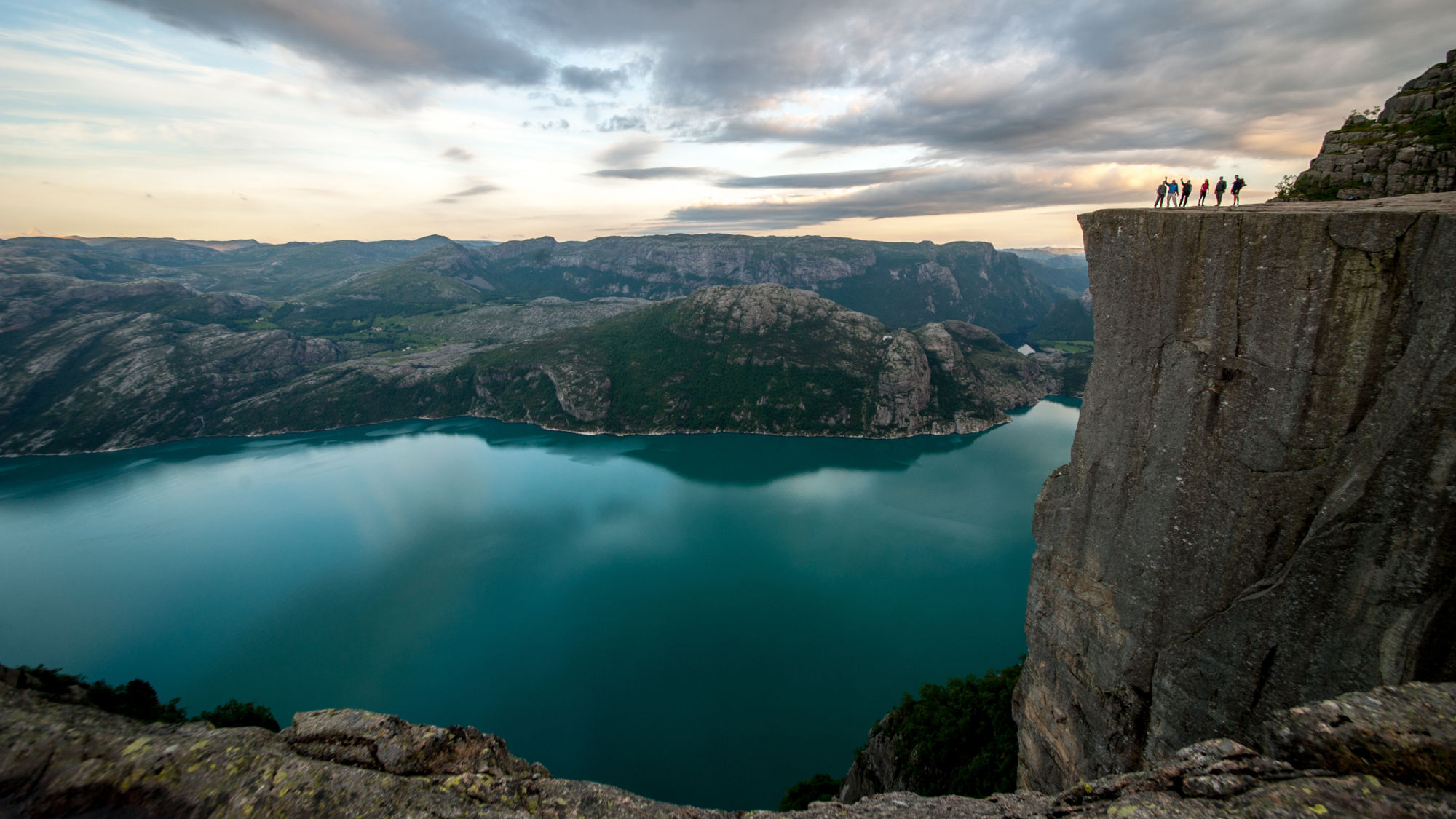 Trolltunga Preikestolen and Kjerag@AndreSpica