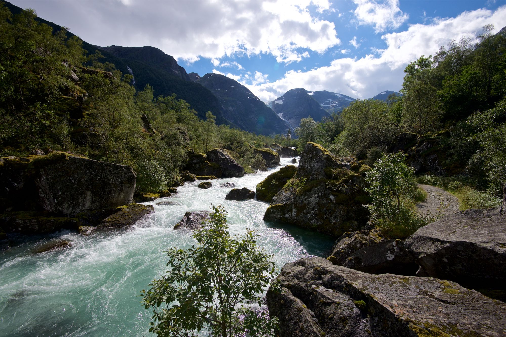 Hardanger@ØyvindHeen – Fjords.com