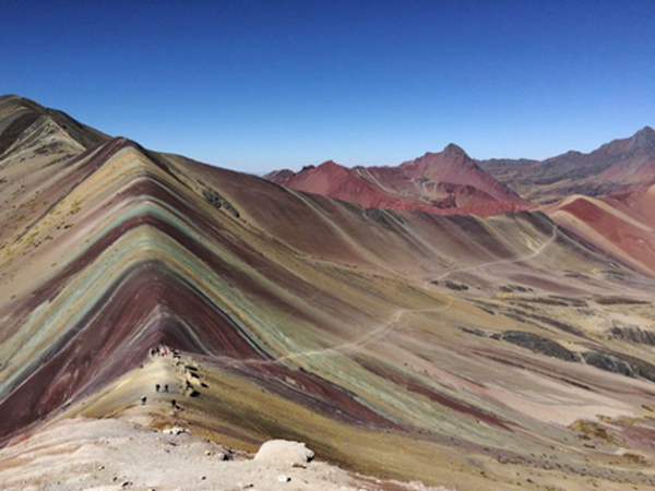 Fjelltur i Rainbow Mountain