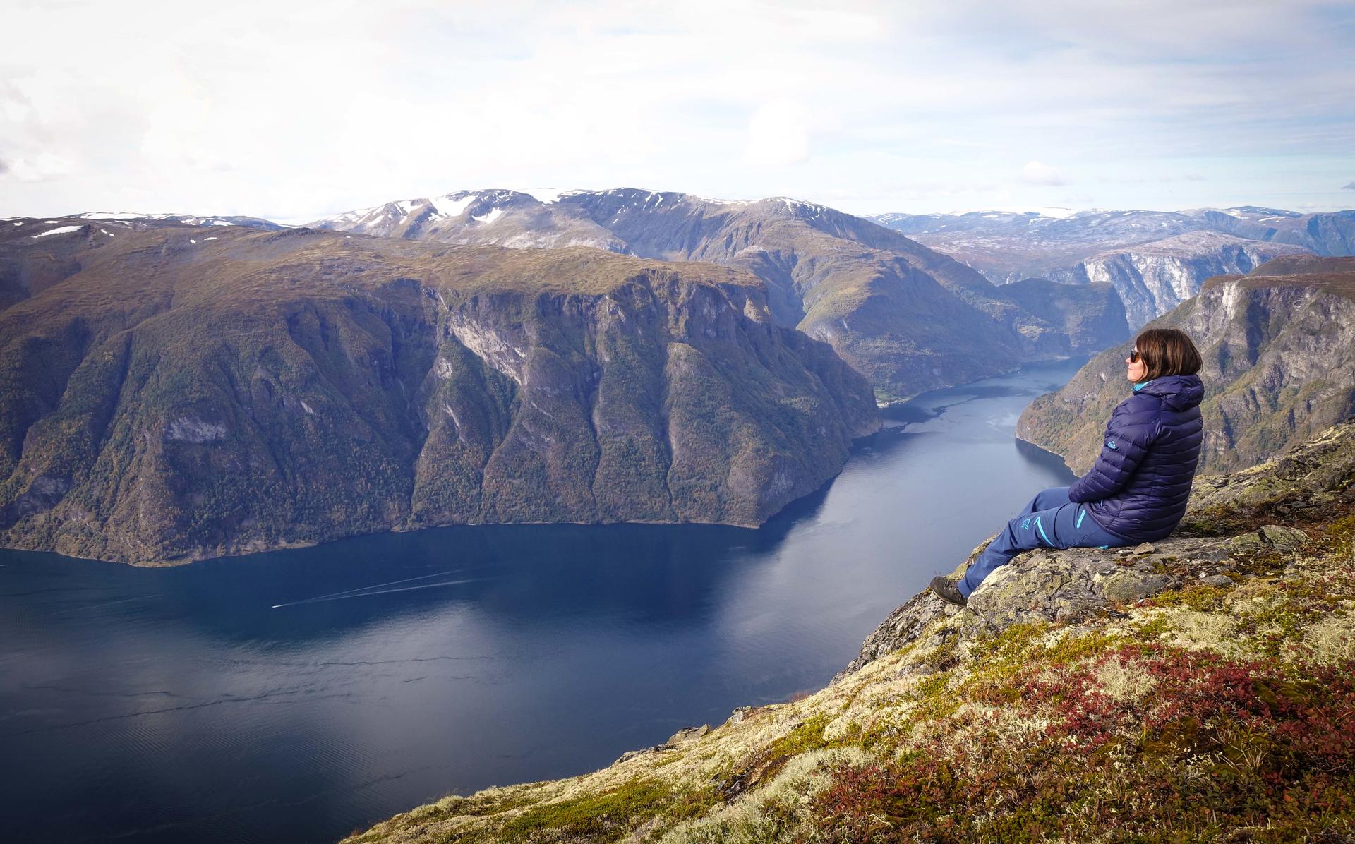 Bergen Trolltunga and Hikes in the Norwegian Fjords(6)
